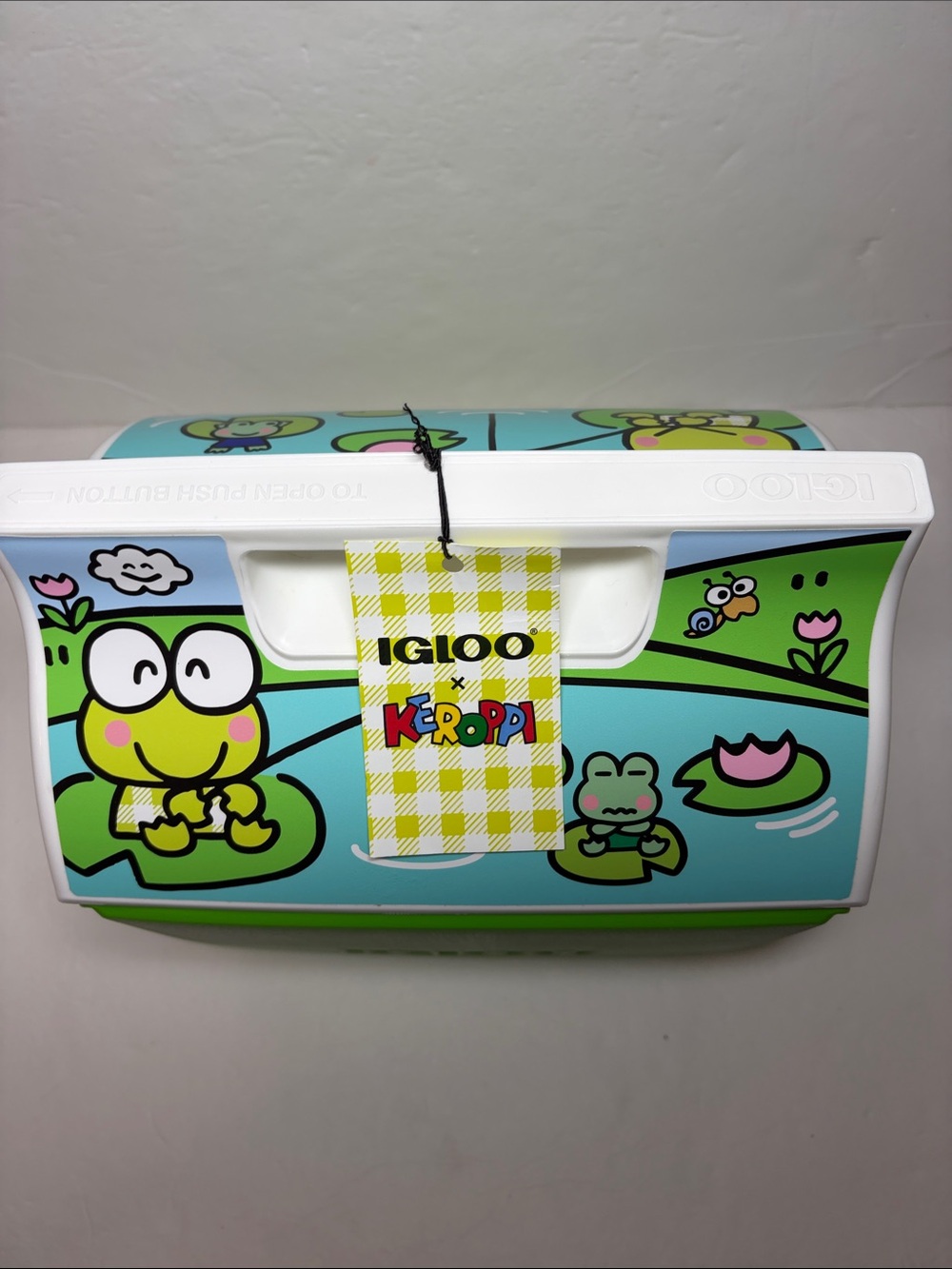 Sanrio Hello Kitty KEROPPI 6 Cans Cooler Insulated Igloo Playmate NWT - Picture 9 of 10